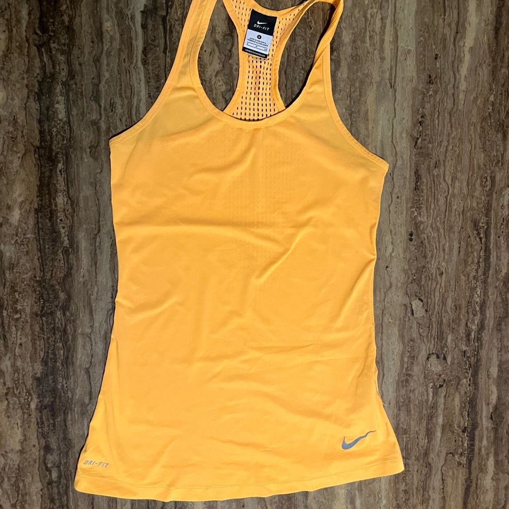 Nike Womens Workout clothes Small
